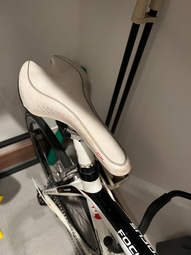 FOCUS ロードバイクカーボン チームレプリカMILRAM 格安出品