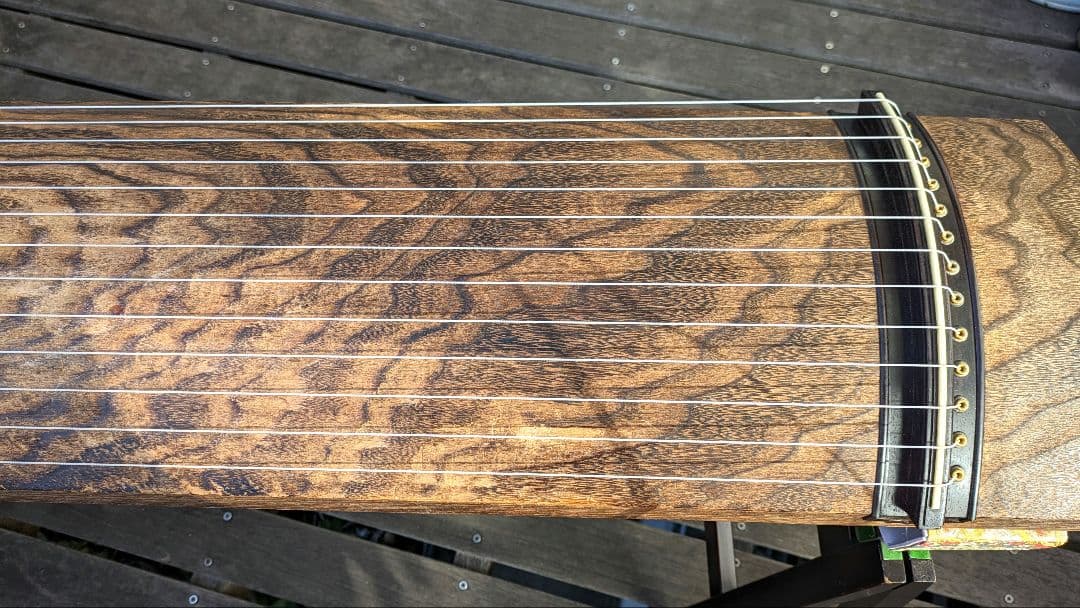 刳り甲　　十三絃箏=琴