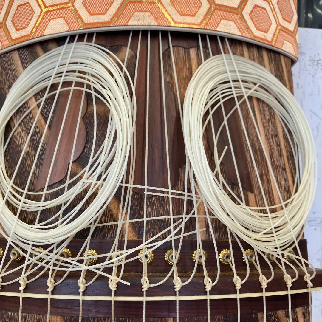 昭和レトロ すだれ彫り 13弦 琴 和楽器 弦楽器 伝統工芸 レトロ