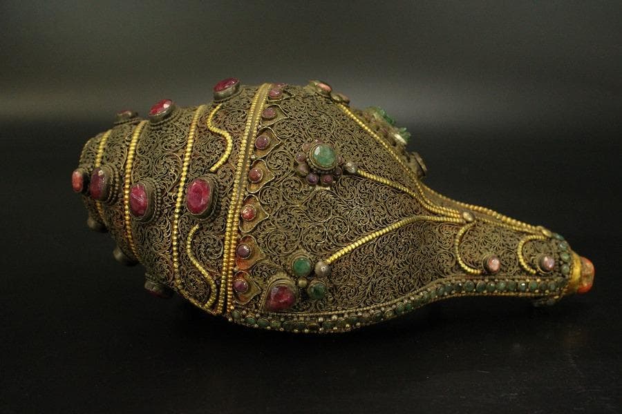 仏教美術 チベット 西蔵 蜜教 鍍金 宝石張 巻貝 法具全長18cm(A274)