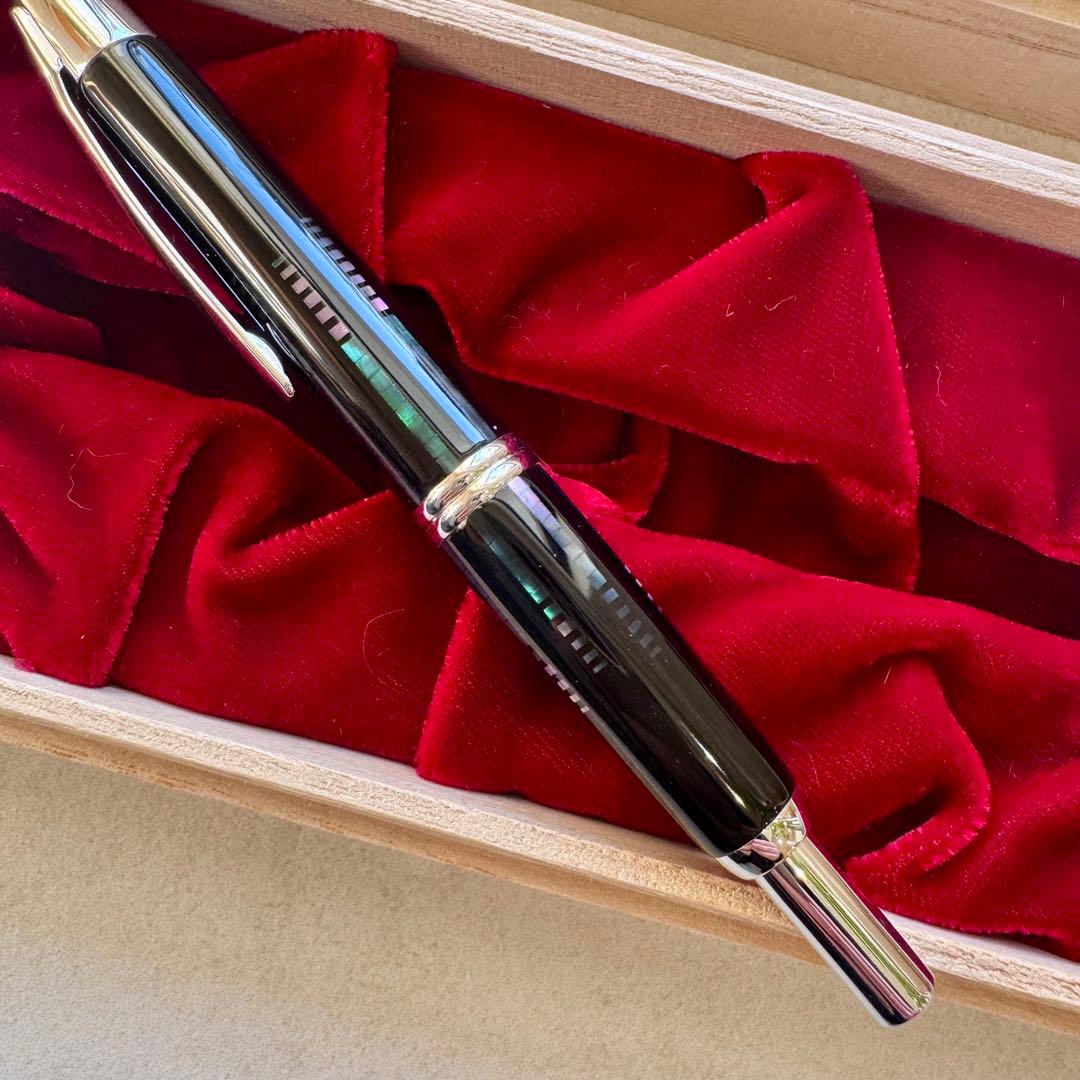 【新品同様】PILOT 万年筆　キャップレス螺鈿　水面