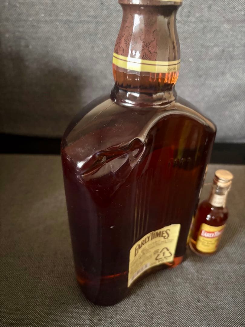 EARLY TIMES アーリータイムズ　1750ml 未開封　ミニボトル付き