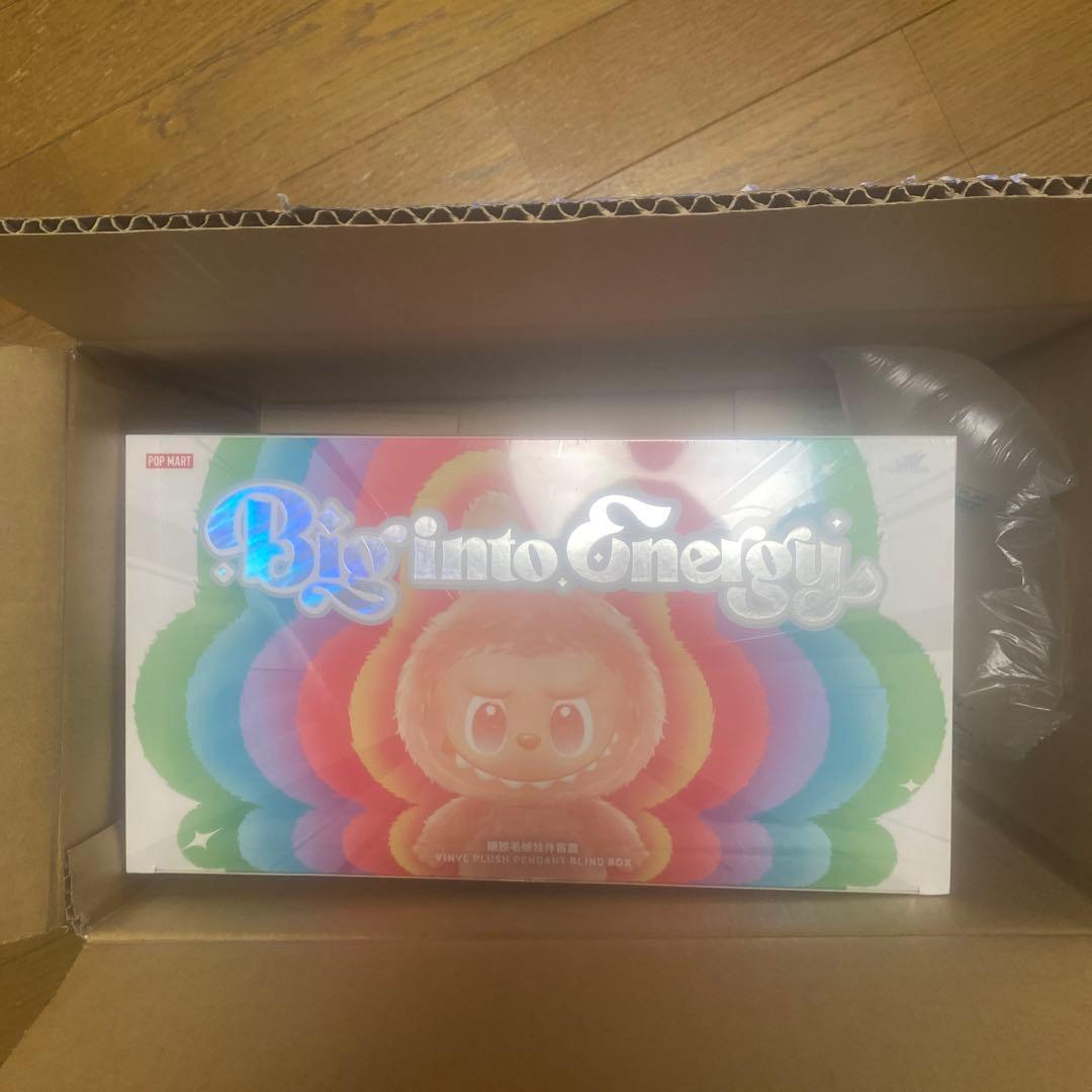 POP MART Big into Energy ラブブ