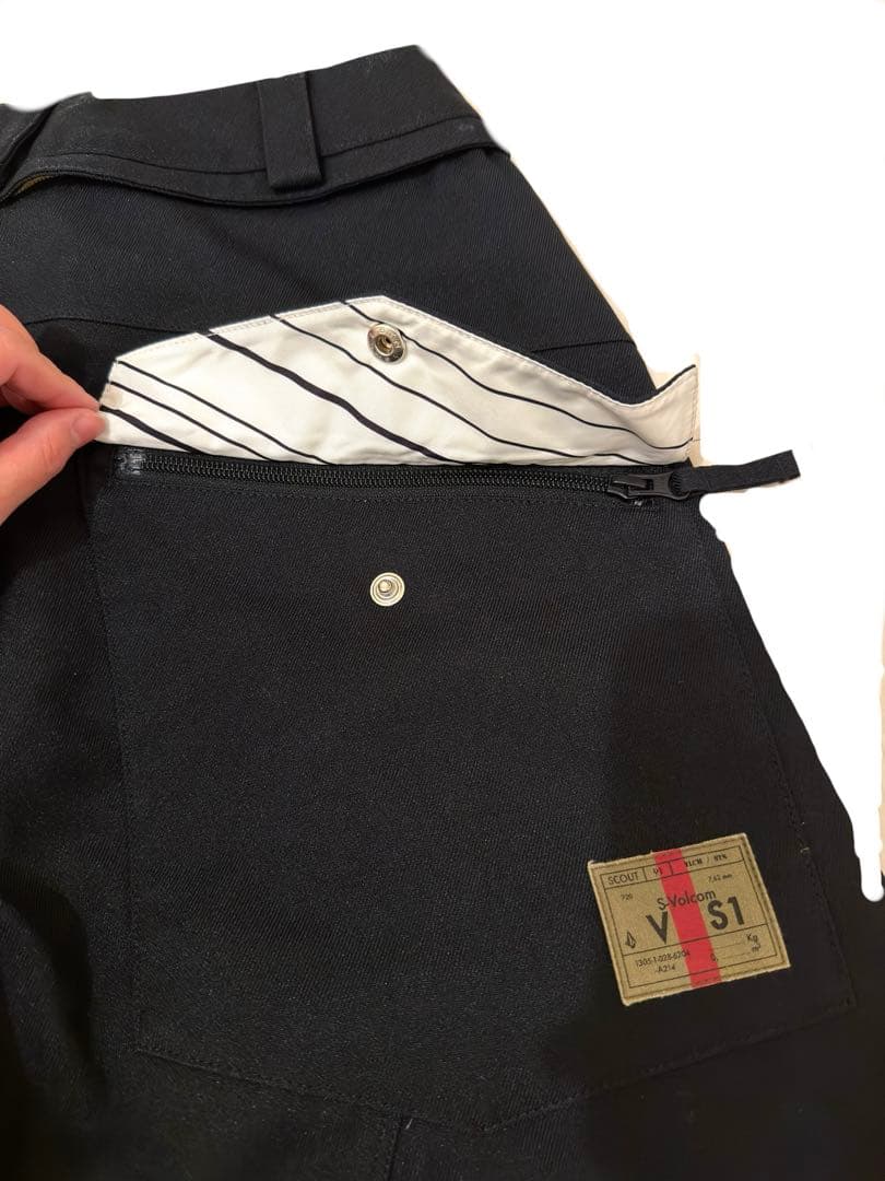 VOLCOMボルコム　 スノーボードパンツ