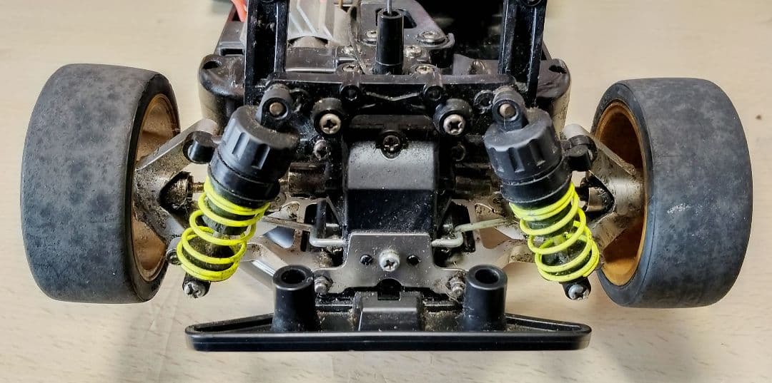 タミヤ 1/10 電動RC 4WD（TB-01/インプレッサWRC2001）