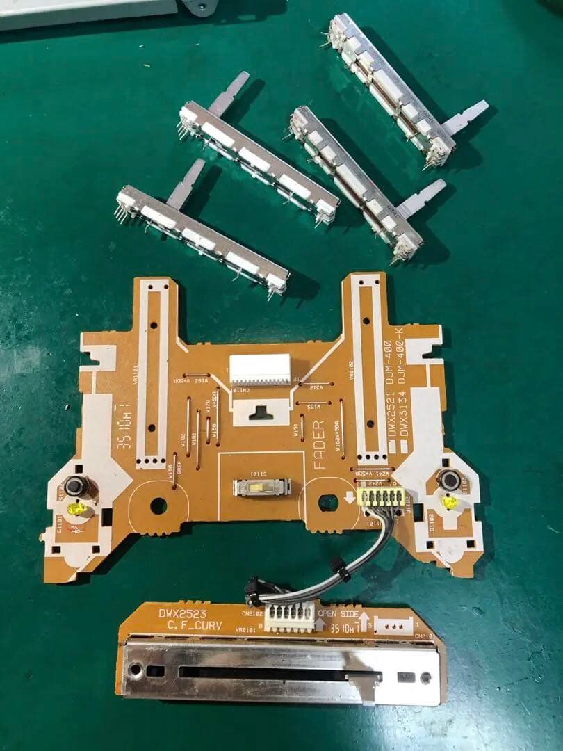 pioneer dj パイオニア　DJM-400 縦フェーダー新品