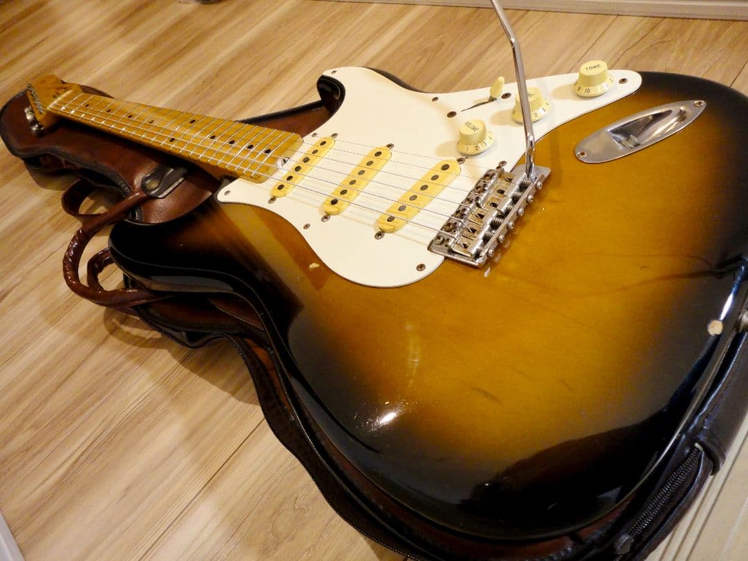 【メンテ済】Fender Japan ストラトキャスター Jシリアル st57