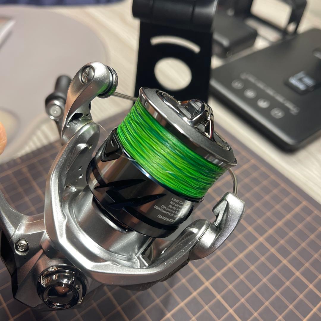 スピニングリール 23ストラディックc2000shg