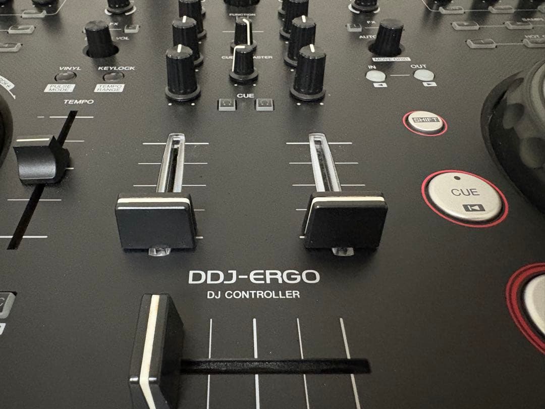 Pioneer DJ DDJ-ERGO コントローラー