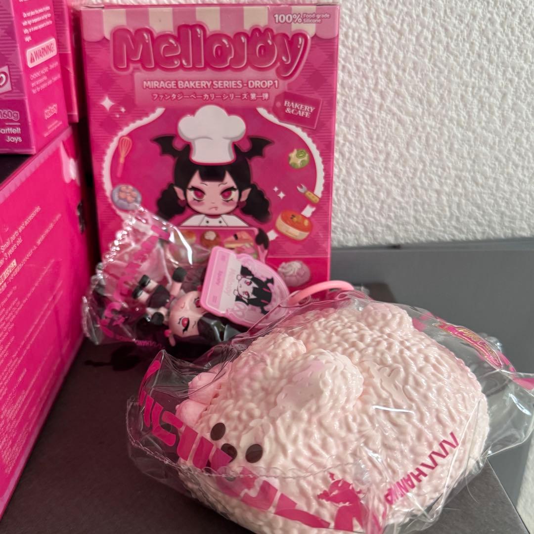 mellojoy スクイーズ　ベーカリー　シークレット　腹ペコ桜ウサギ♡