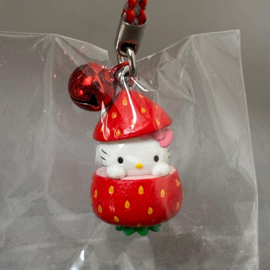 博多あまおうキティ 根付け ご当地キティ レアデザイン 苺 いちご