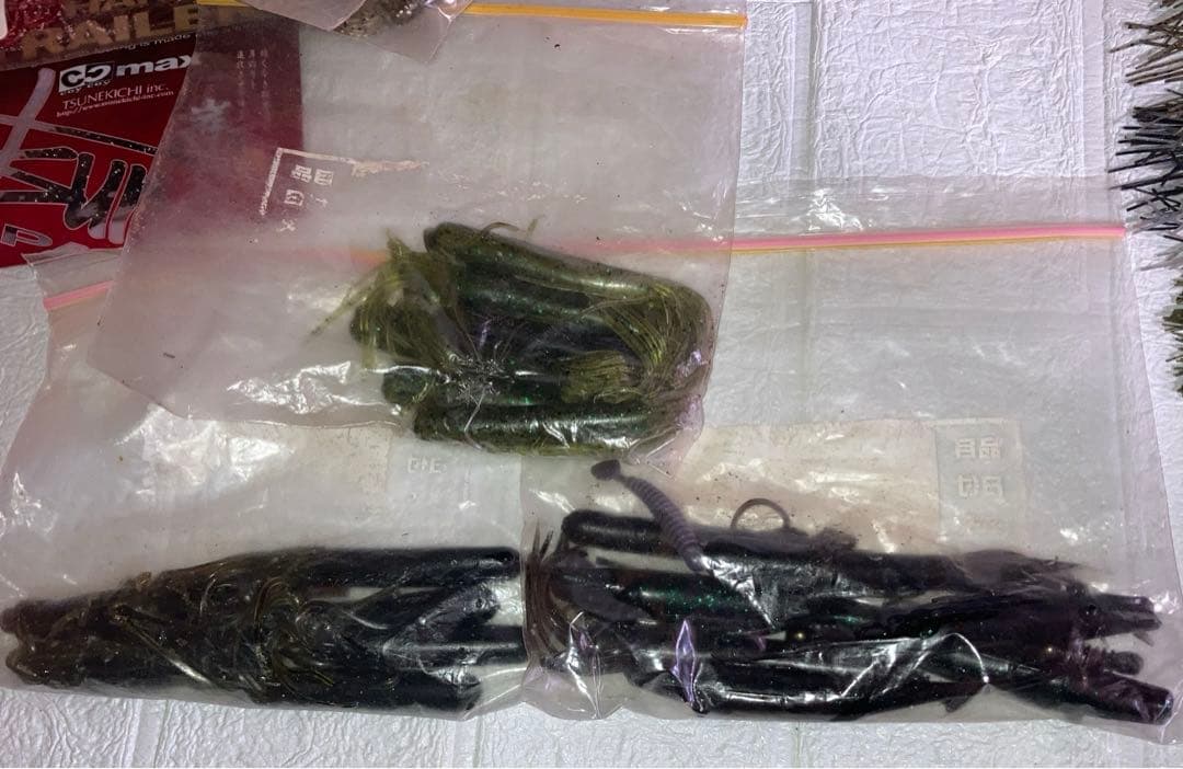 バス　ルアー　セット　ワーム　まとめ売り　タックルケース付き　新品あり