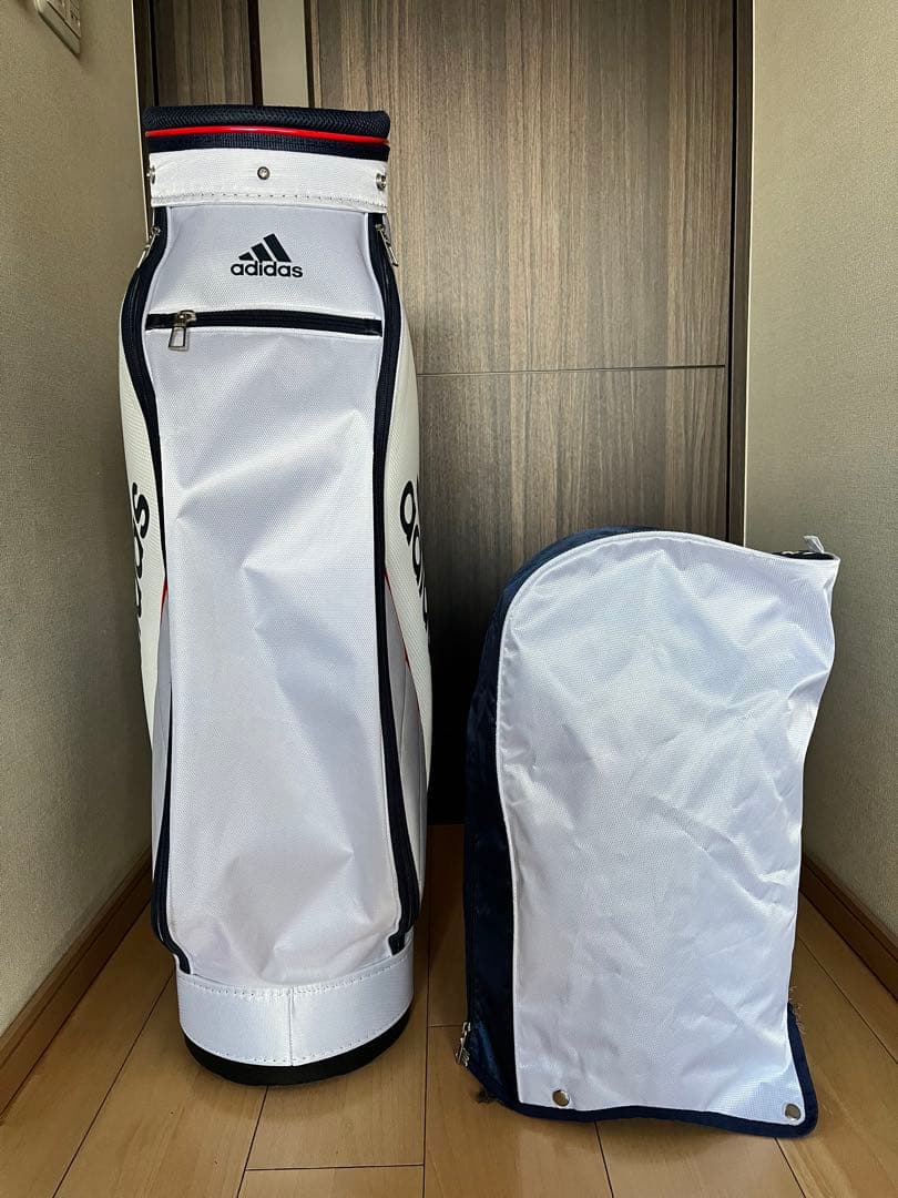 美品adidas アディダス　ゴルフ マストハブ　軽量キャディバッグ 9型　白紺