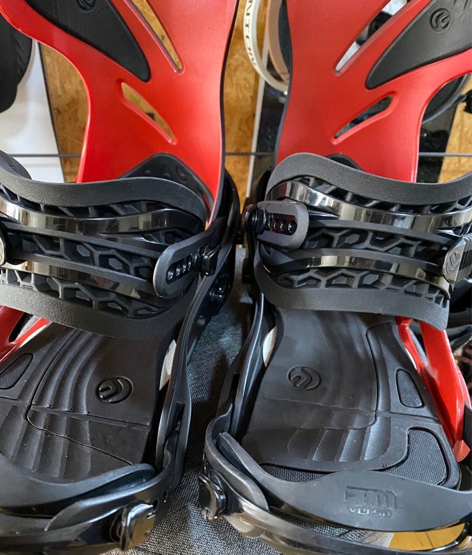 FLUX スノーボード ビンディング　バインディング　グラトリ　M