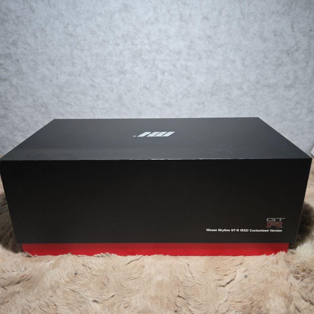 ミニカー 1/18 NISSAN Skyline GT-R (R32) MH027SR