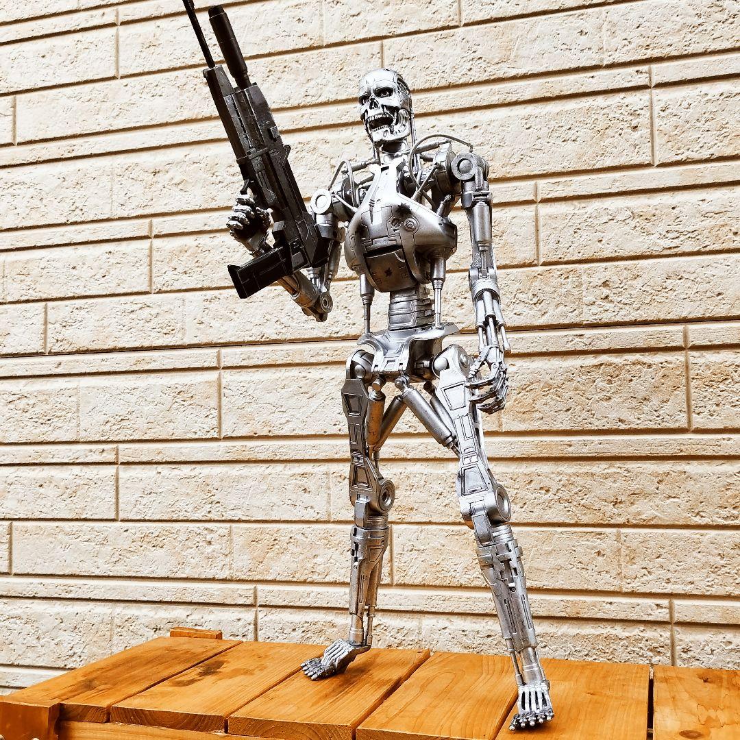 NECA エンドスケルトン ターミネーター2 18インチ