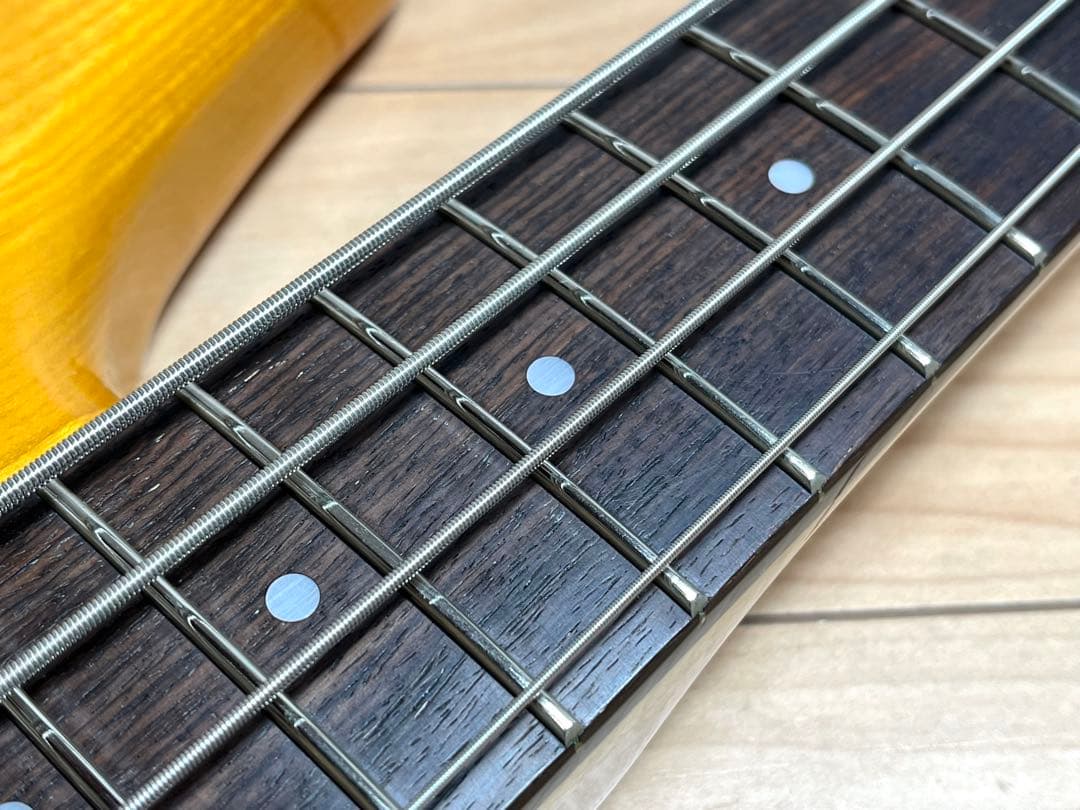 エレキベース ヤマハ モーションB MOTION B 木目 / ビンテージ