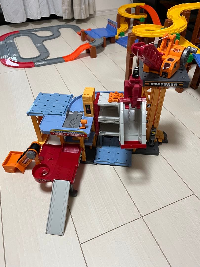 トミカ トミカシステム　ビルドシティ　建設現場　やまみちどうろ　まとめセット