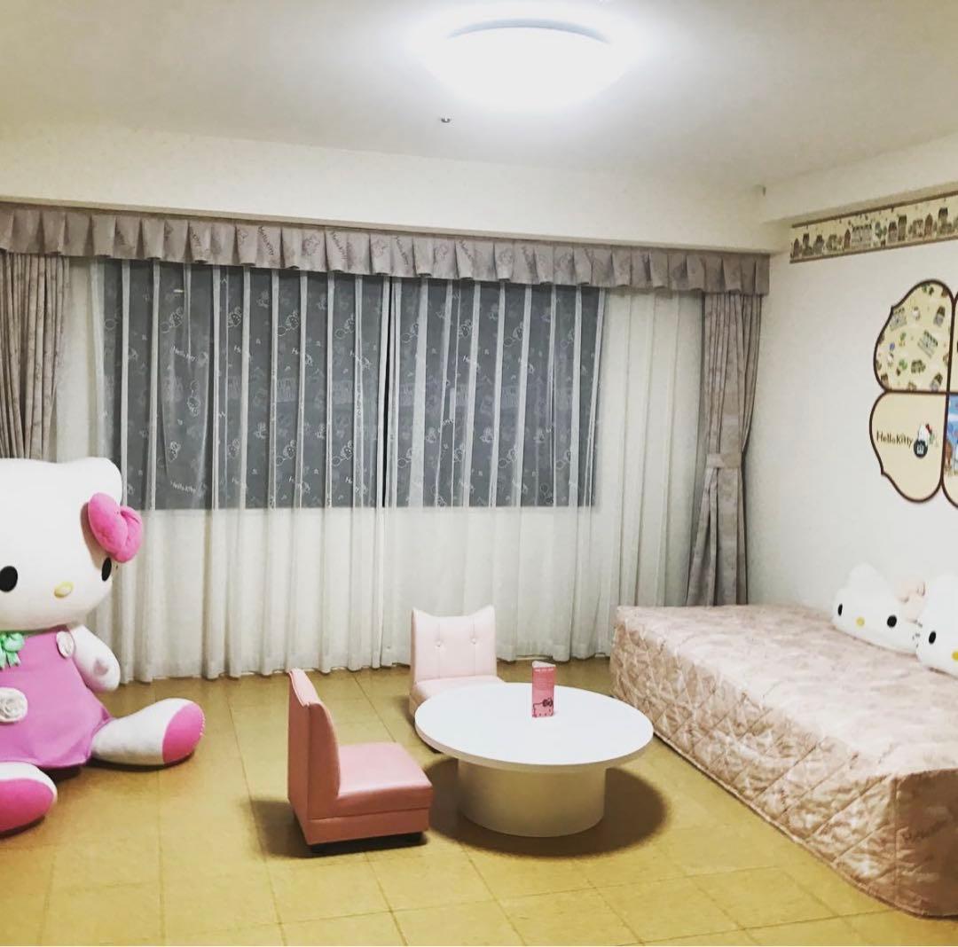 【非売品】特大ハローキティ ぬいぐるみ 限定 入手困難