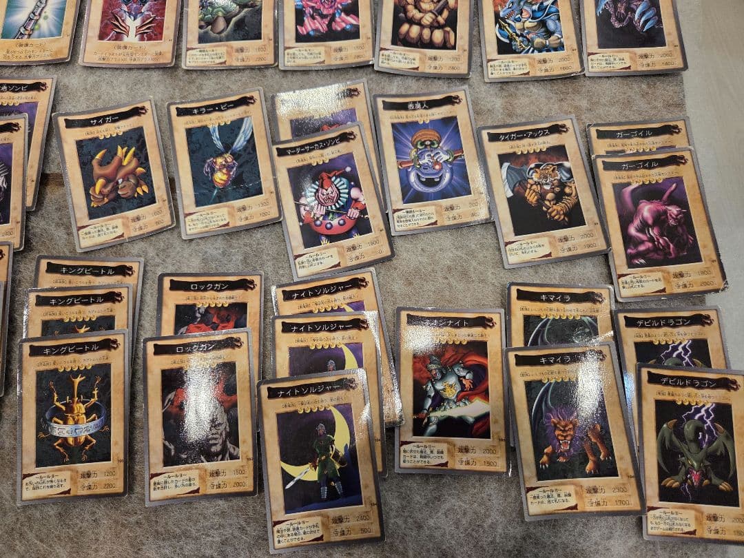 遊戯王バンダイ版　引退品まとめ売り　84種類　全151枚