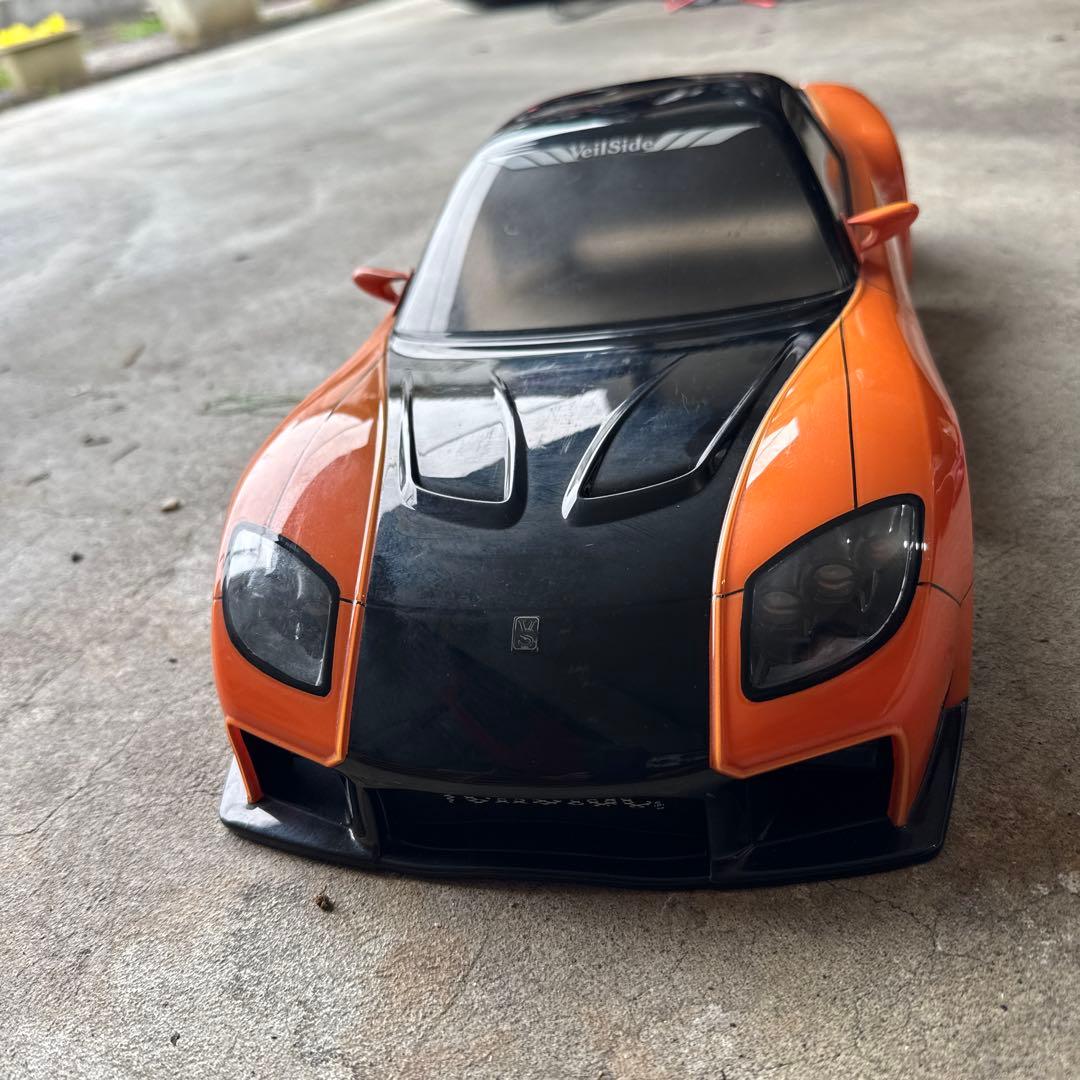 オレンジ黒スポーツカーRCボディ　ワイルドスピード