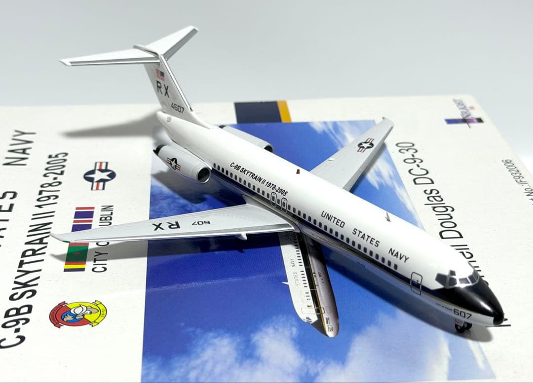 INFLIGHT 1/200 DC-9-30 アメリカ海軍C-9B