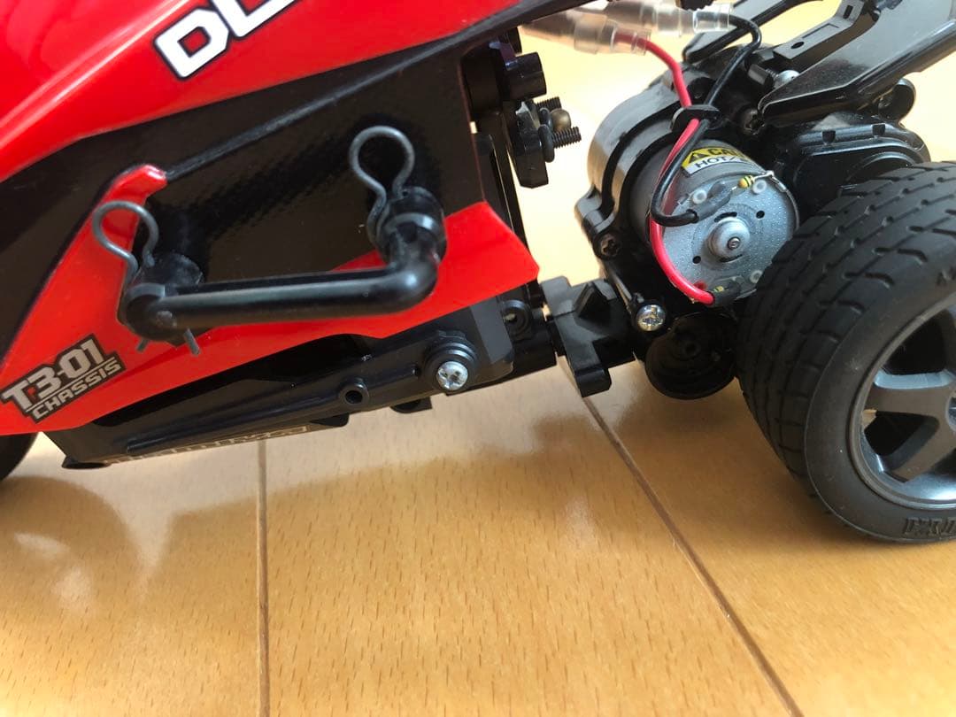 タミヤ トリプルホイール デュアルライダー（完成モデル）T3-01