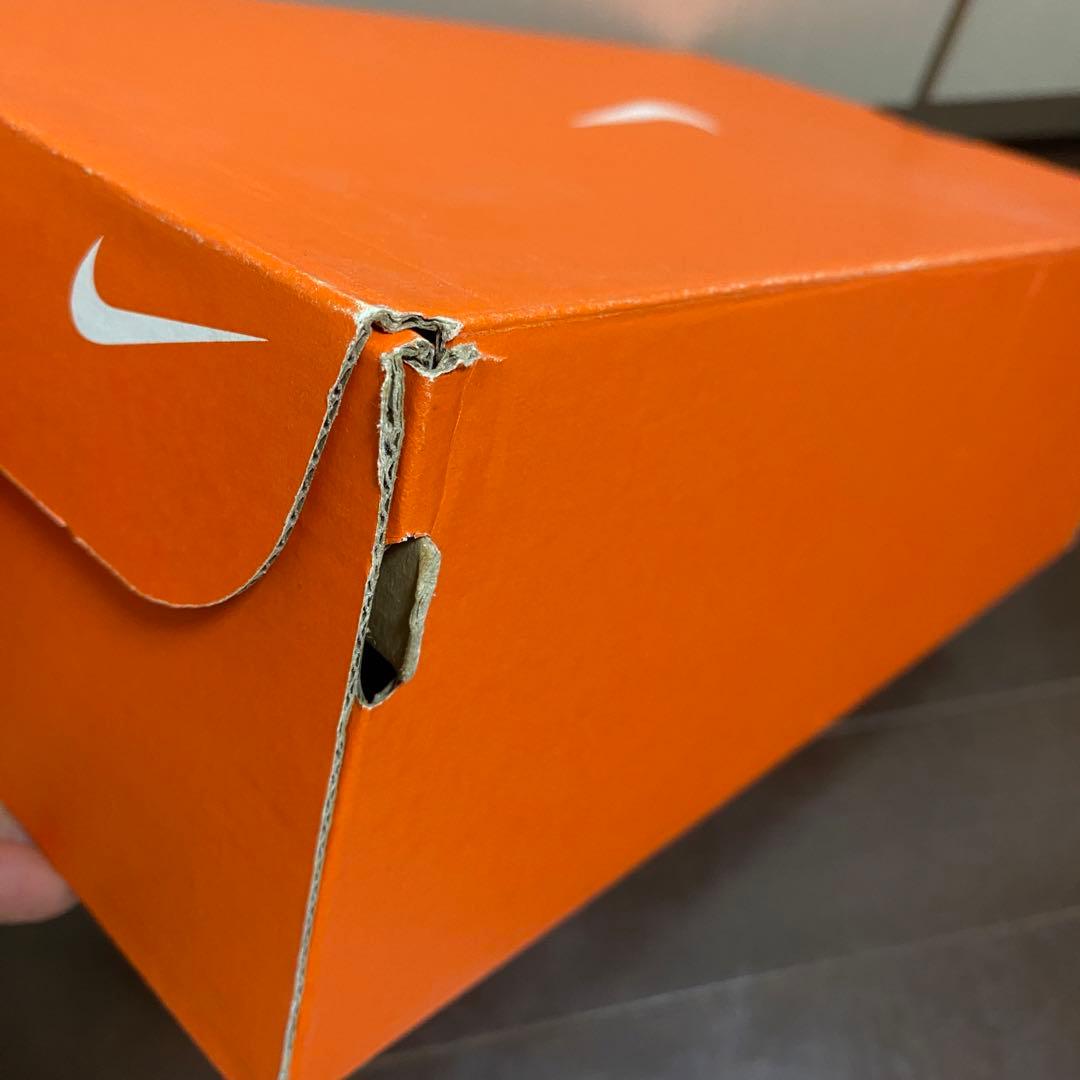 新品未使用　Nike Flyknit Racer 27cm