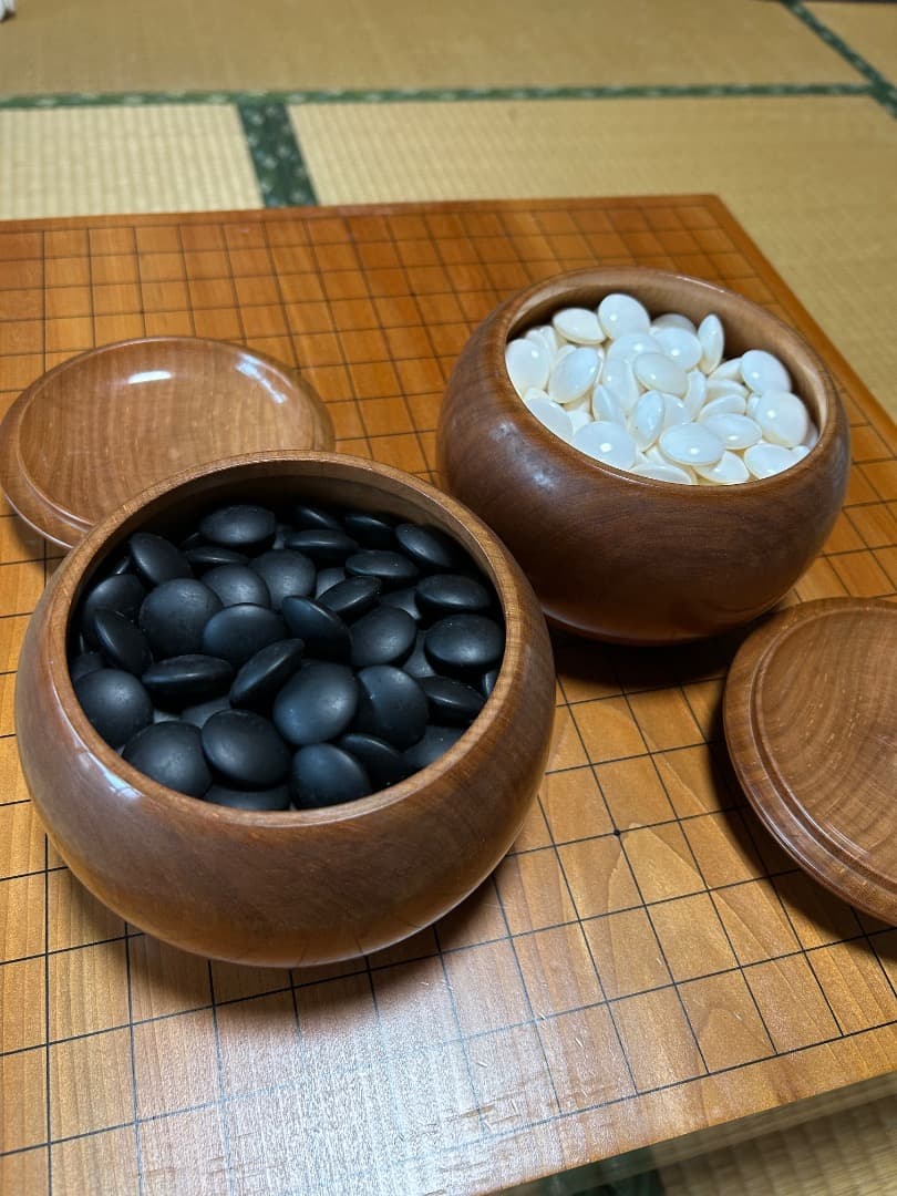 天然木製囲碁盤セット（本寸・19路盤）