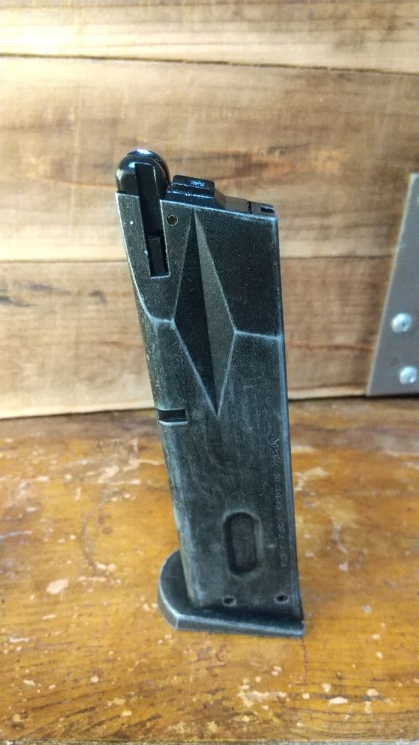 東京マルイ　ベレッタ９２Ｆ　外装　ファースト　カスタム　内部ノーマル