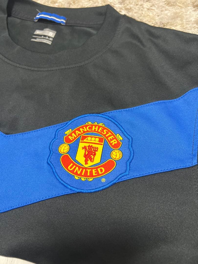 マンチェスター・ユナイテッド Nike 長袖シャツ