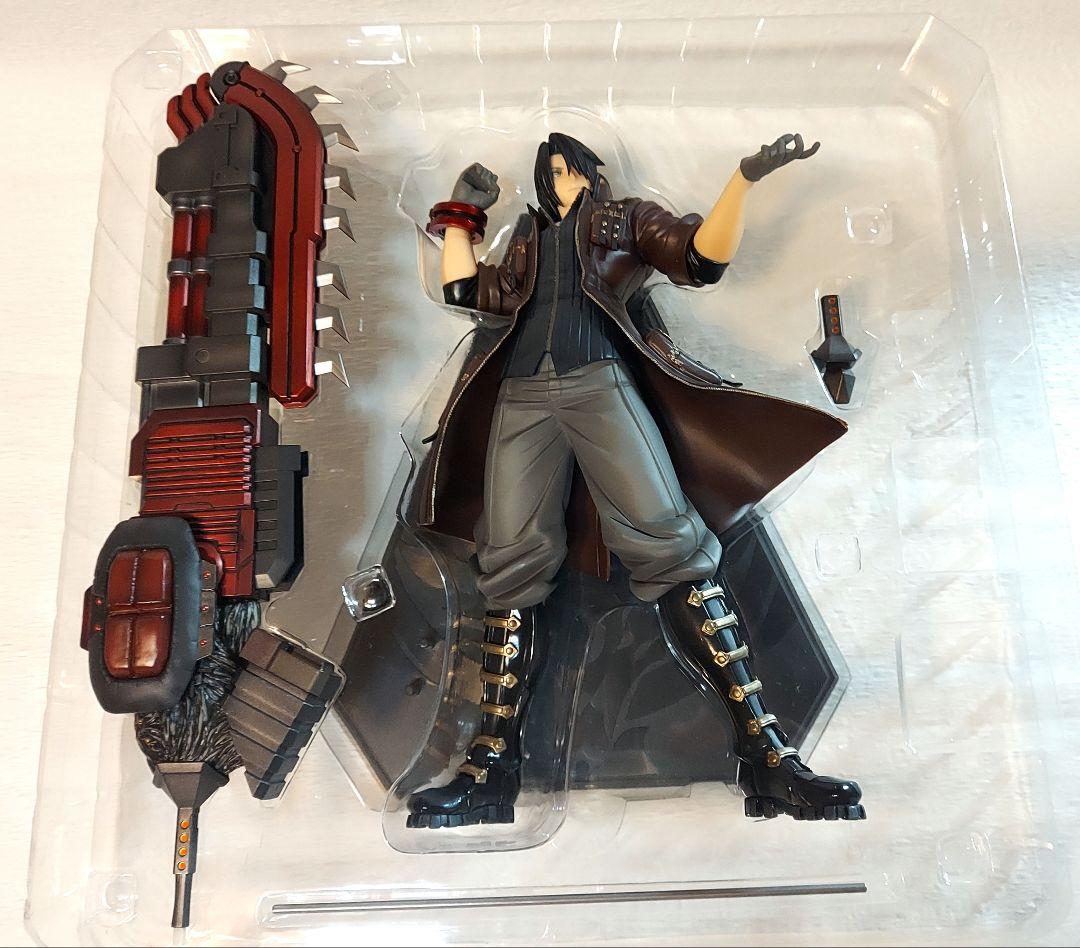 ゴッドイーター 雨宮リンドウ 1/8 フィギュア