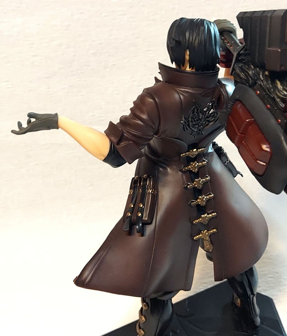 ゴッドイーター 雨宮リンドウ 1/8 フィギュア