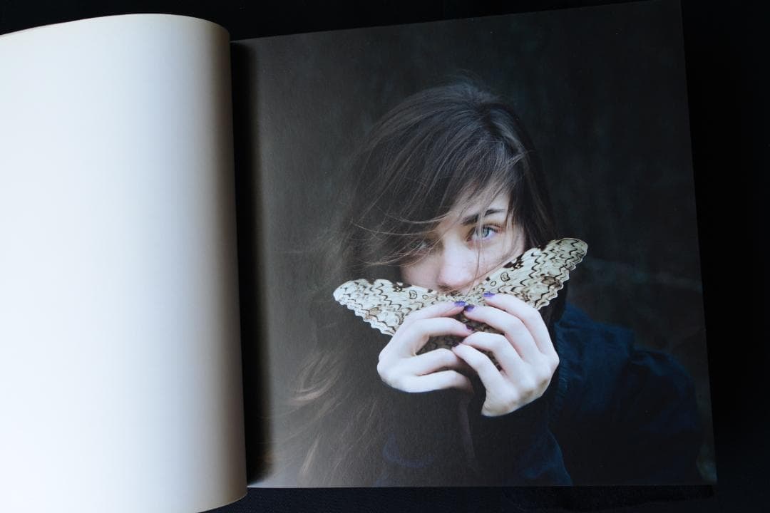 【 Cig Harvey ：Gardening at Night】新品・美本