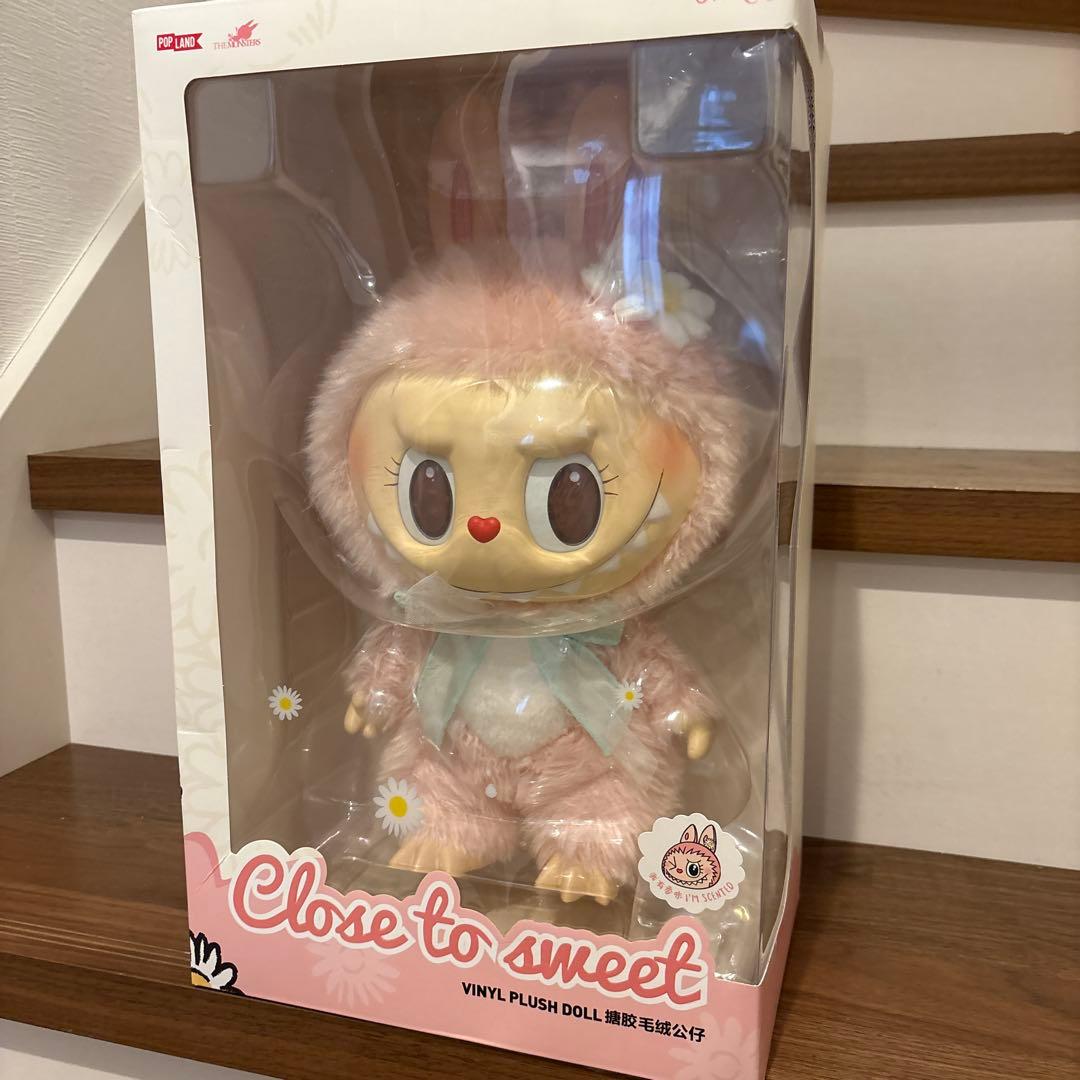 mokoko popmart Labubu ぬいぐるみ