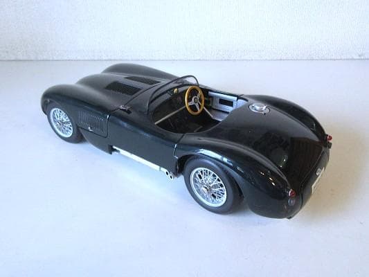 特価 AUTOart (1/18) ジャガー C-type
