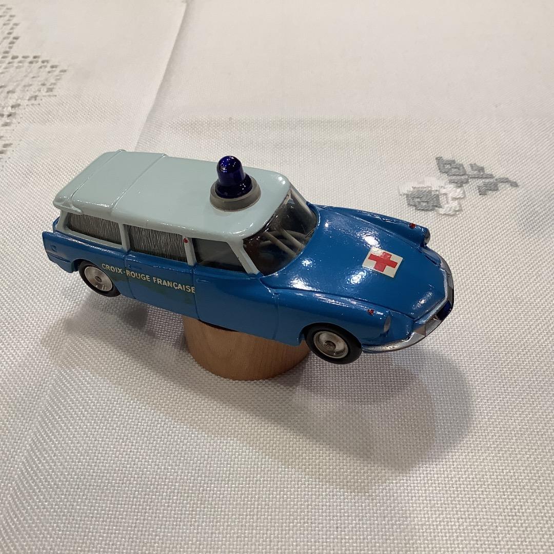 激レア　CIJ シトロエン　ID 19 Break Ambulanceミニカー