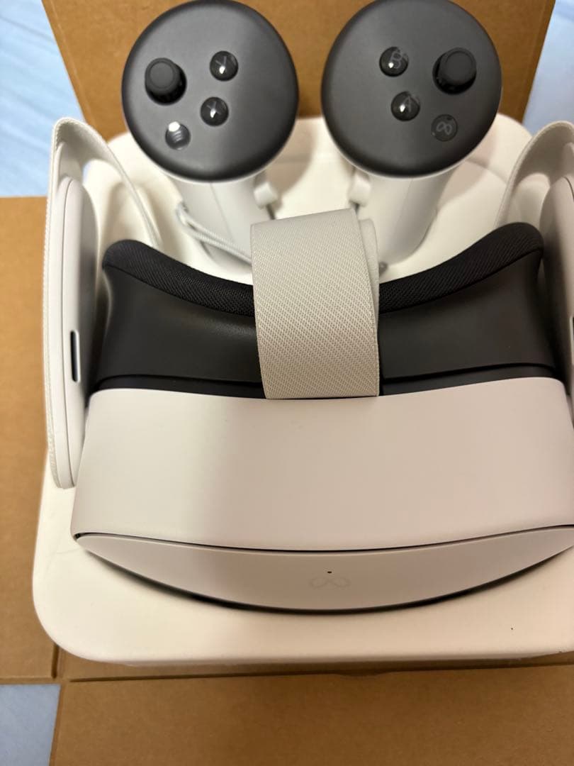 ほぼ未使用　 Quest 3S 128GB VRヘッドセット　保証書あり