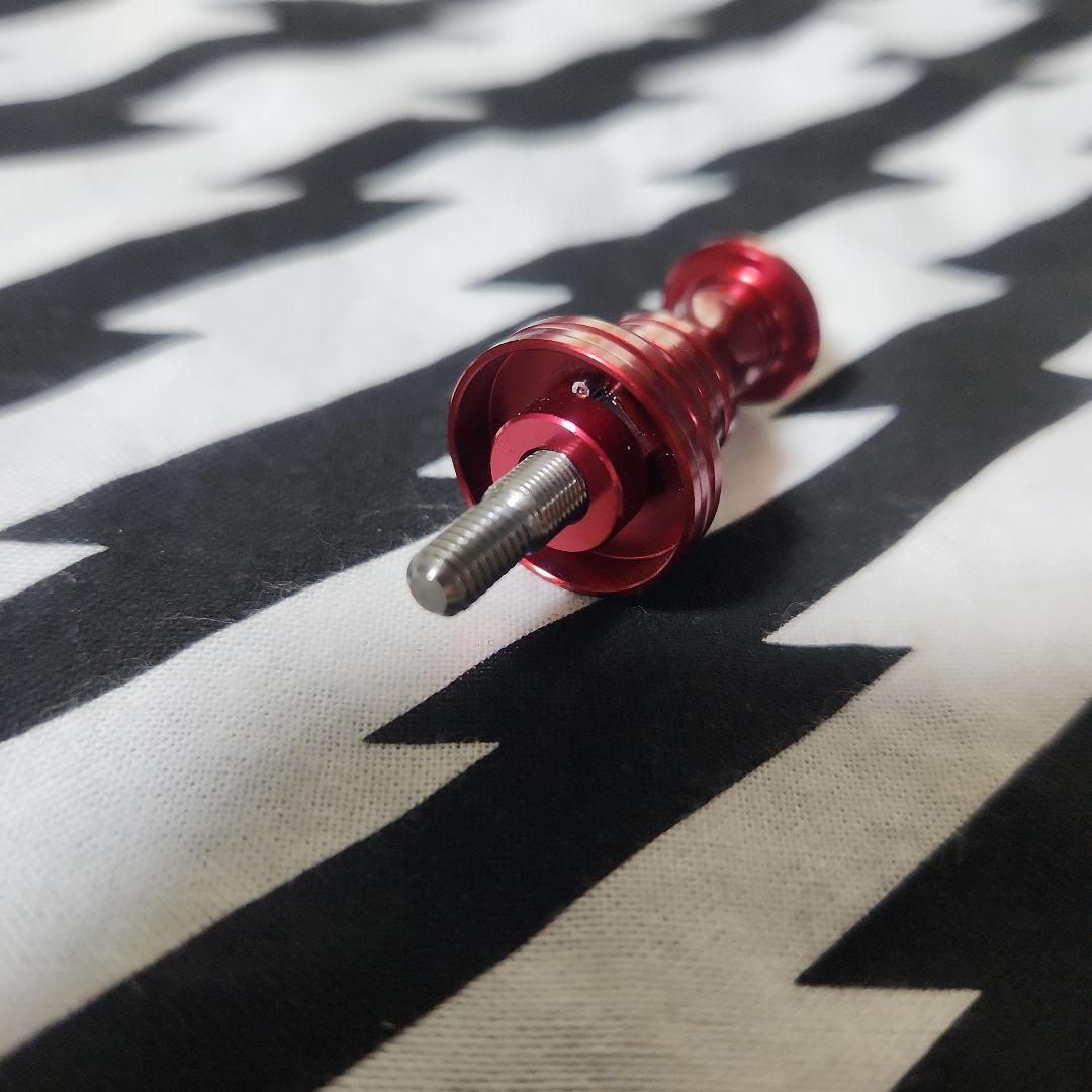 リブレ　LIVRE　限定　スピニング　スカート　レッド　シマノS2