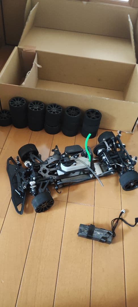 最終早価格！！激安！エンジンカーラジコンカー 　xray クラッチ付き　無限