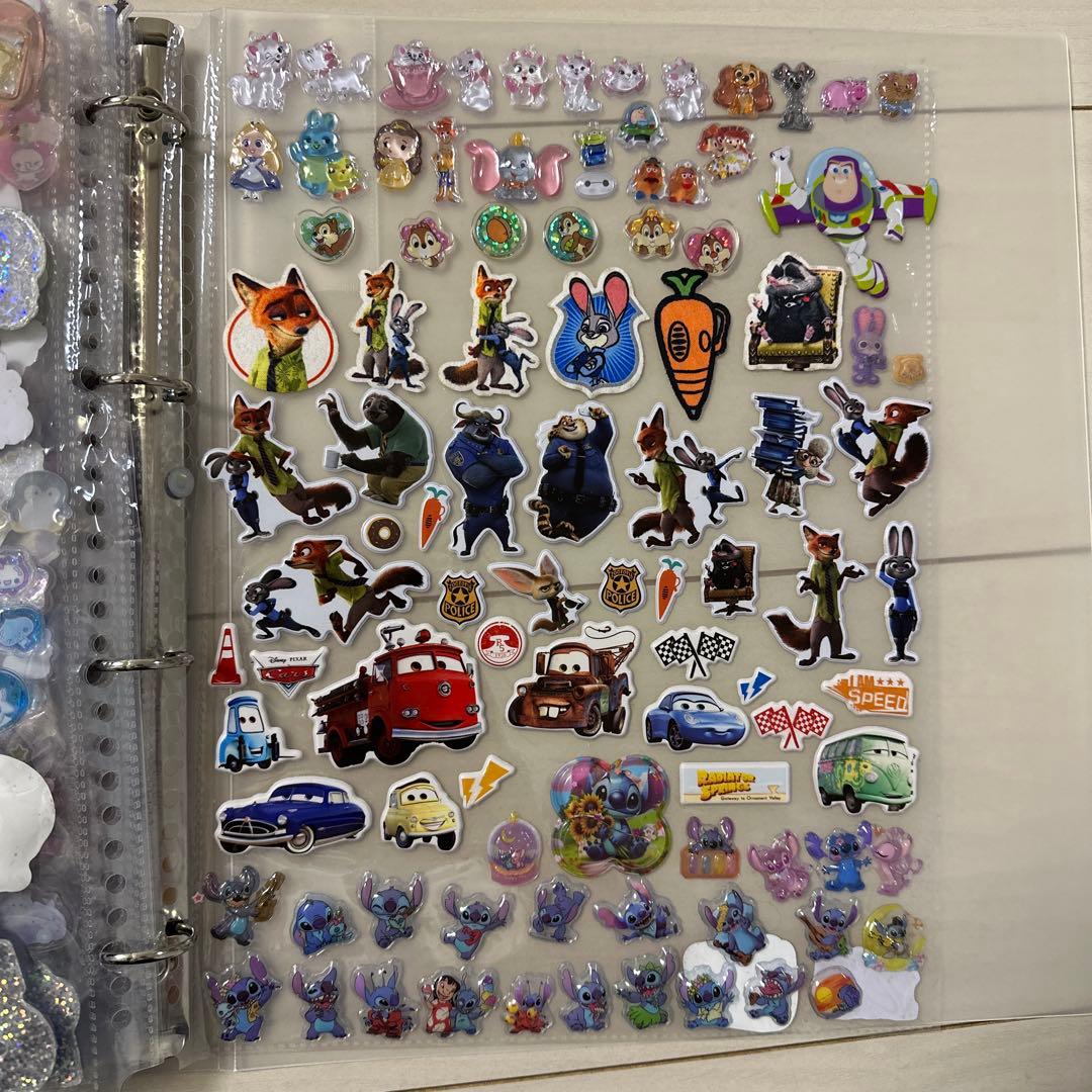 ボンボンドロップシール　キャラクターシール集 A4シール帳完成品