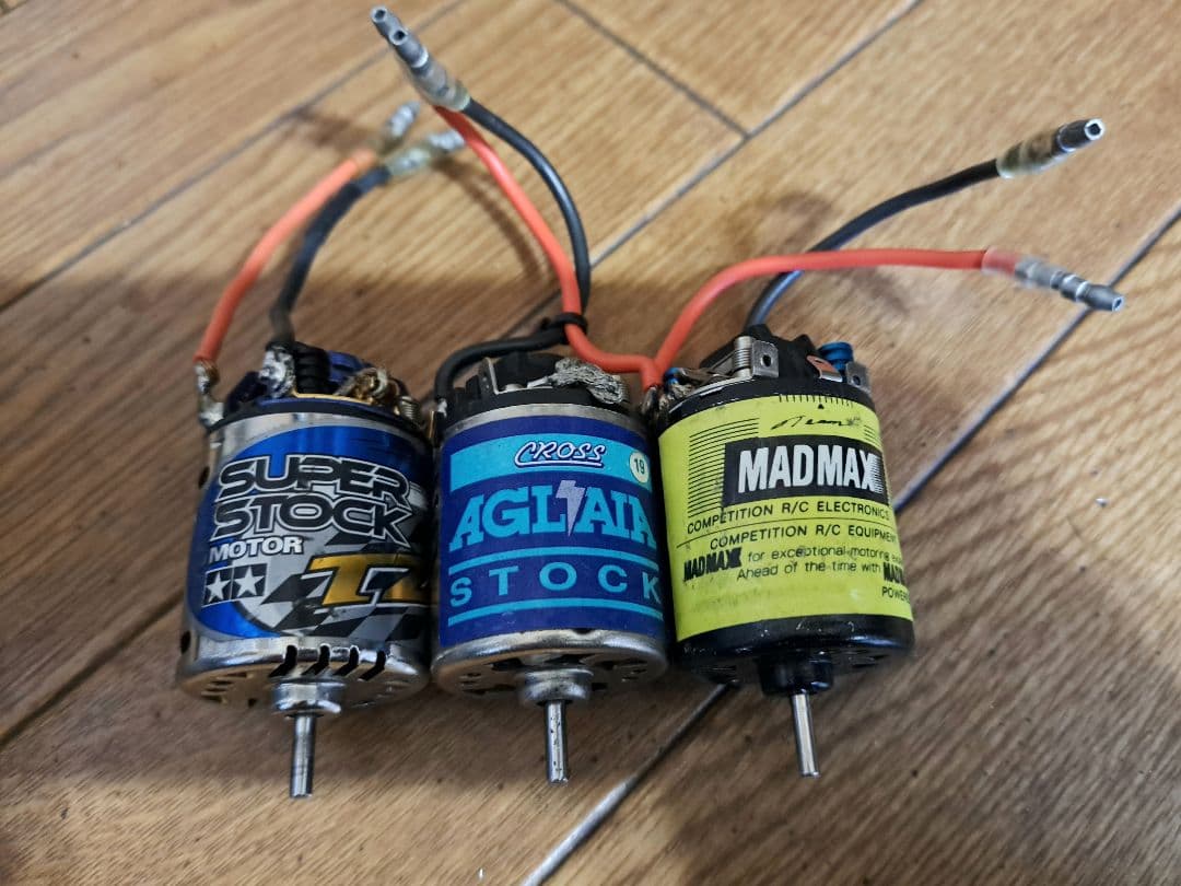 タミヤDT-03 レーシングファイター　メカ・オプション多数　オマケ付き