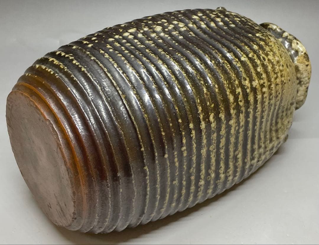 ヨシモ※プロフ必読※古備前　桂又三郎織　結文耳轆轤目ヘコミ花生　G532