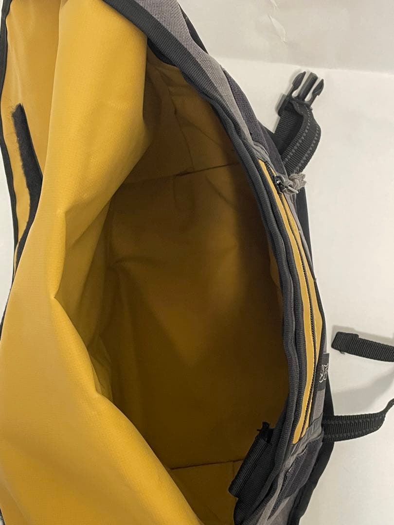 CHROME MINI METRO　グレー×ブラック