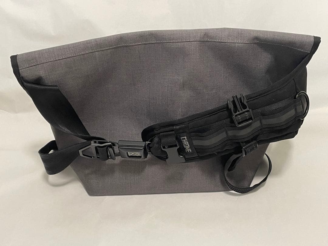 CHROME MINI METRO　グレー×ブラック