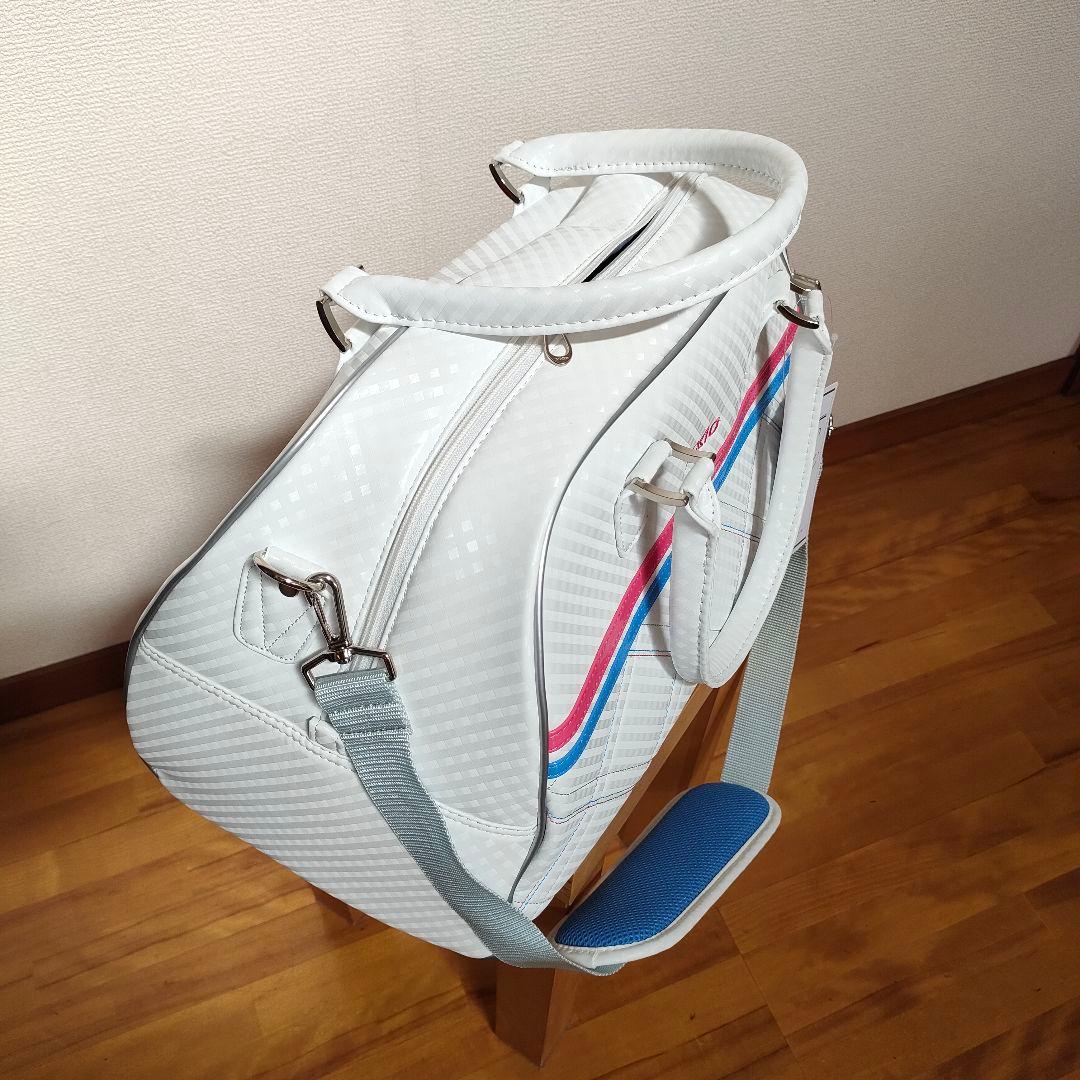 新品未使用XXIO ゴルフバッグ・スポーツバッグショルダー付 レディースホワイト