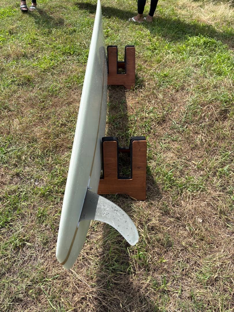 木製サーフボードスタンド