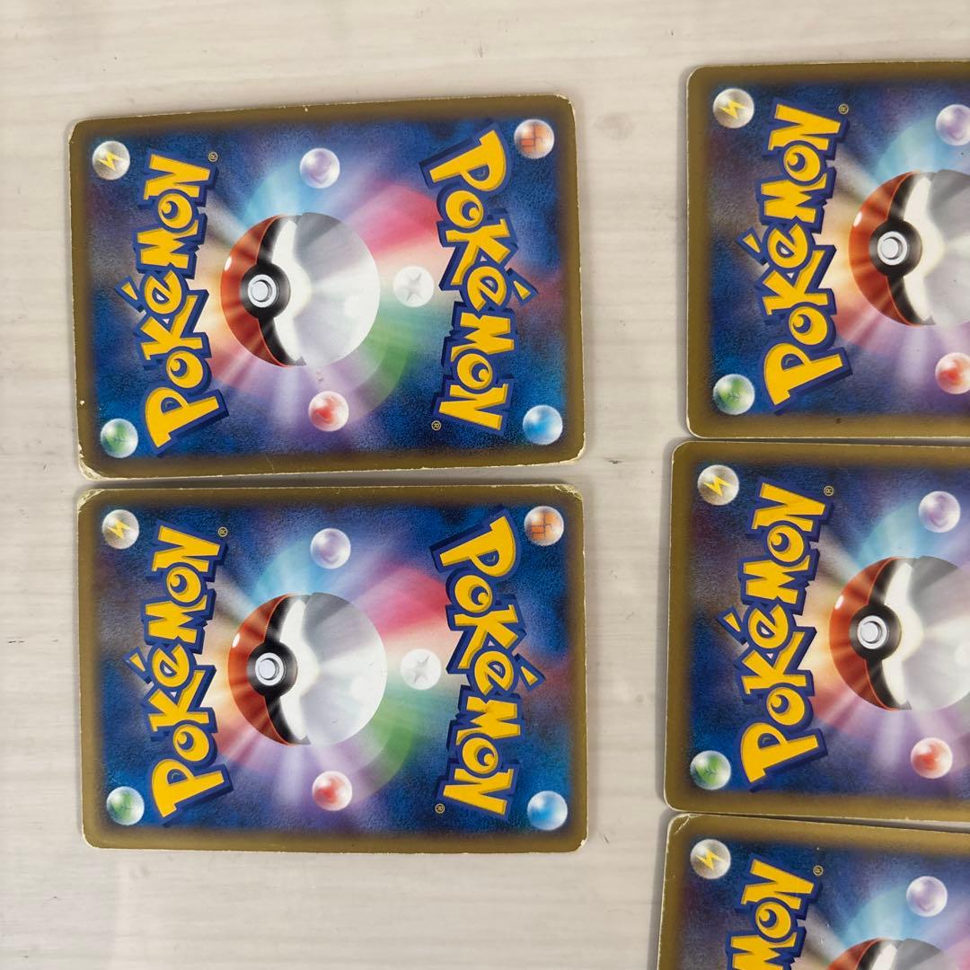 ライコウアンドスイクン2枚カイオーガアンドグラードンとガブリアスアンドギラティナ