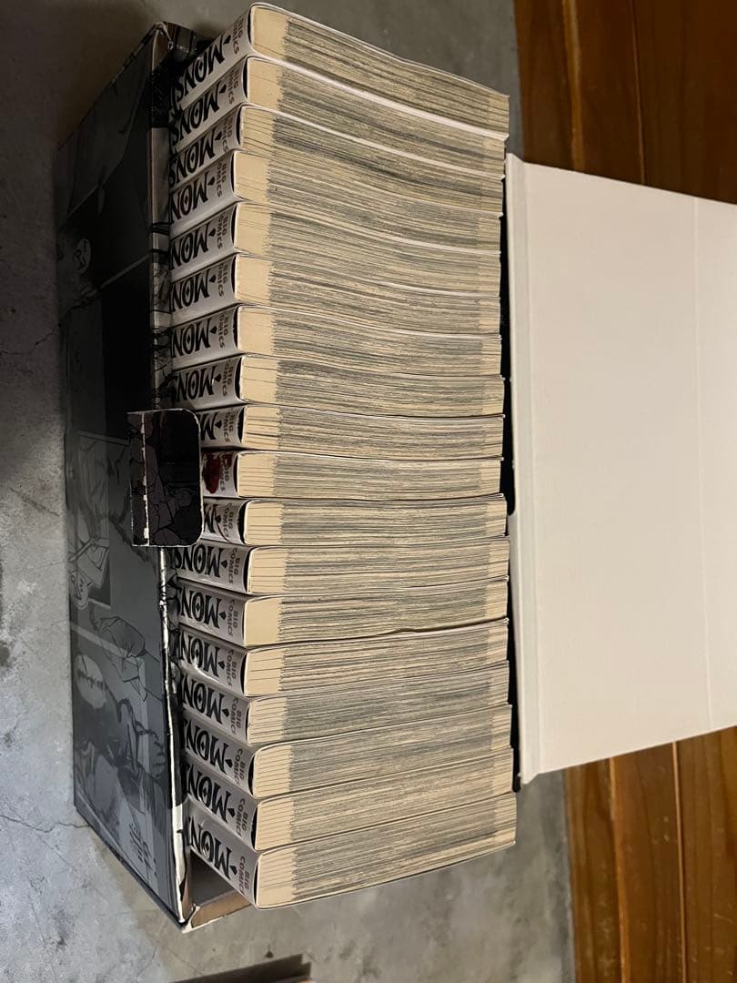 MONSTER全巻セット完結記念限定セット　特典付き