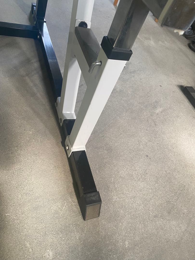 アイロテック　パワースクワットラック　ベンチプレス